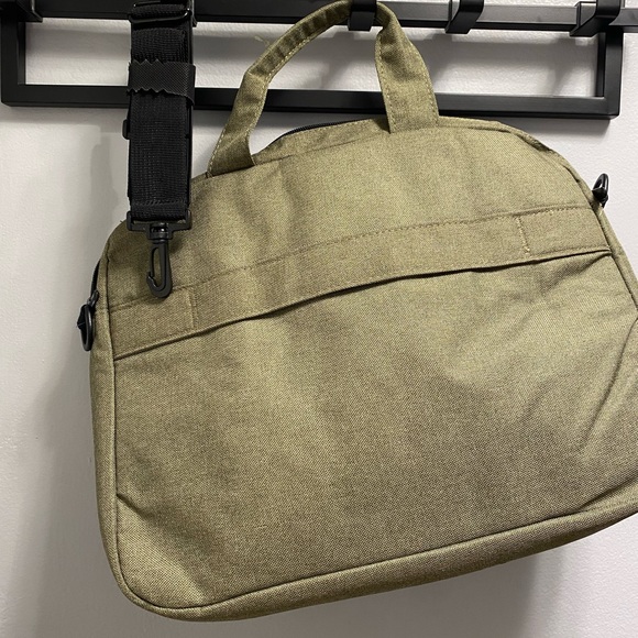 Laptop Bag - Picture 3 of 5